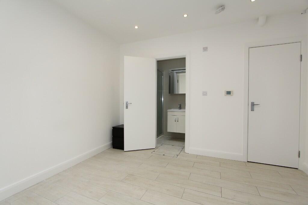 Main image of property: Bell Lane, London, NW4