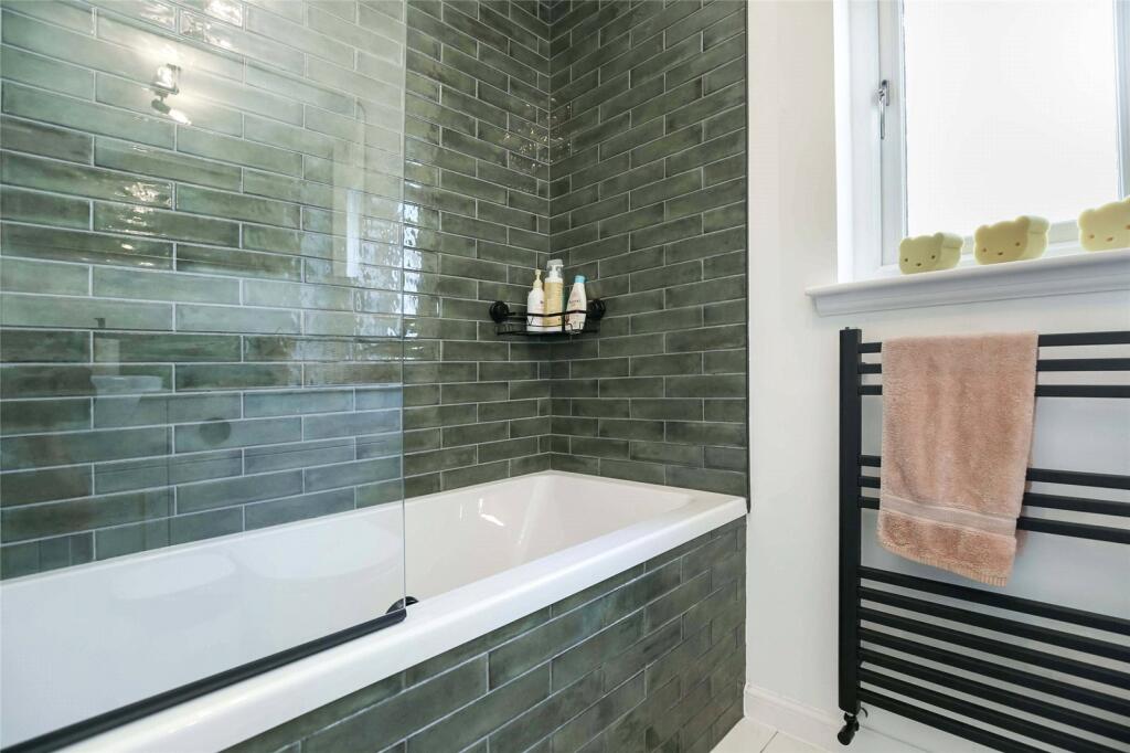 House in Stewarton, East Ayrshire - View 5