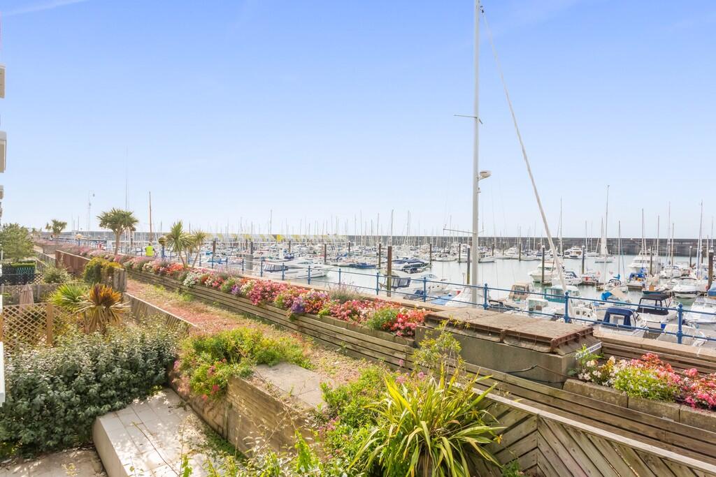 Property photo 11