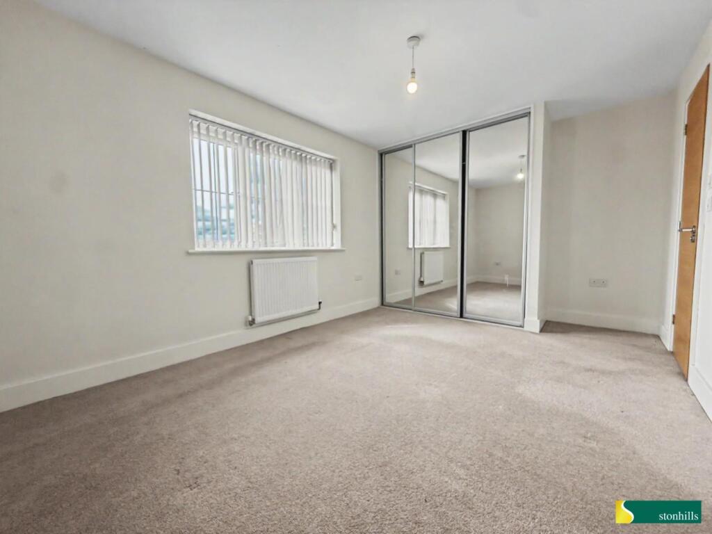 House in Northampton, Boughton - View 5