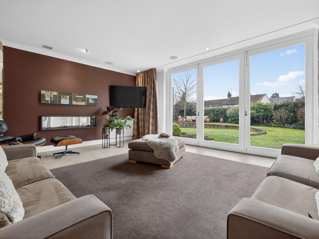 Additional image 12 of Truly distinctive family home, 1 Lamb Lane, Redbourn, AL3