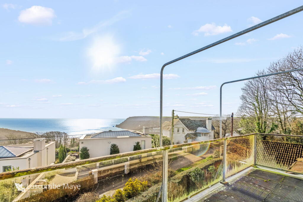 House in Torquay - View 2