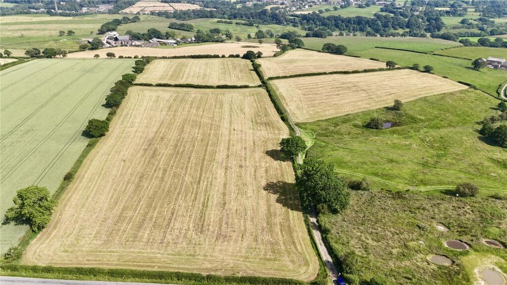 Denham Lane, Brindle, Chorley, Lancashire - View 2