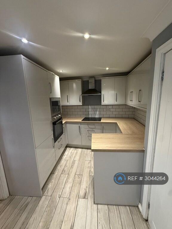 Main image of property: West Street, Sheerness, ME12