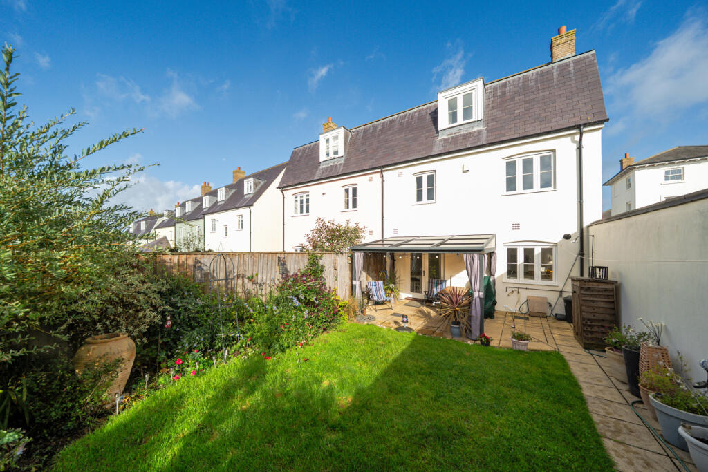 Main image of property: Stret Kosti Veur Woles, Nansledan, Newquay, Cornwall