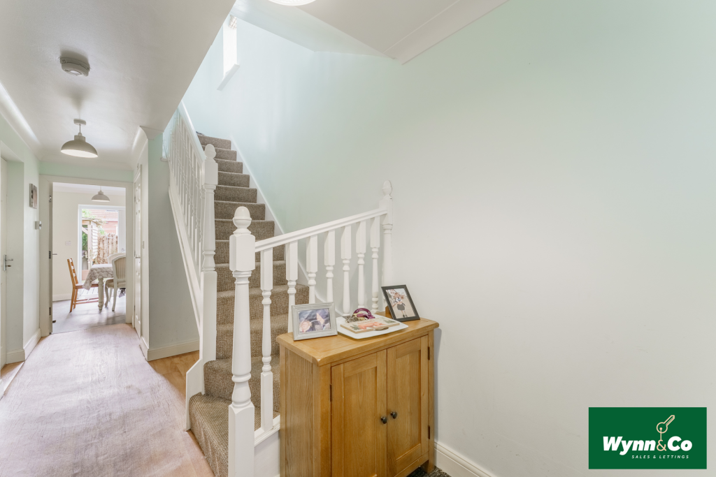 House in Wakefield - View 4