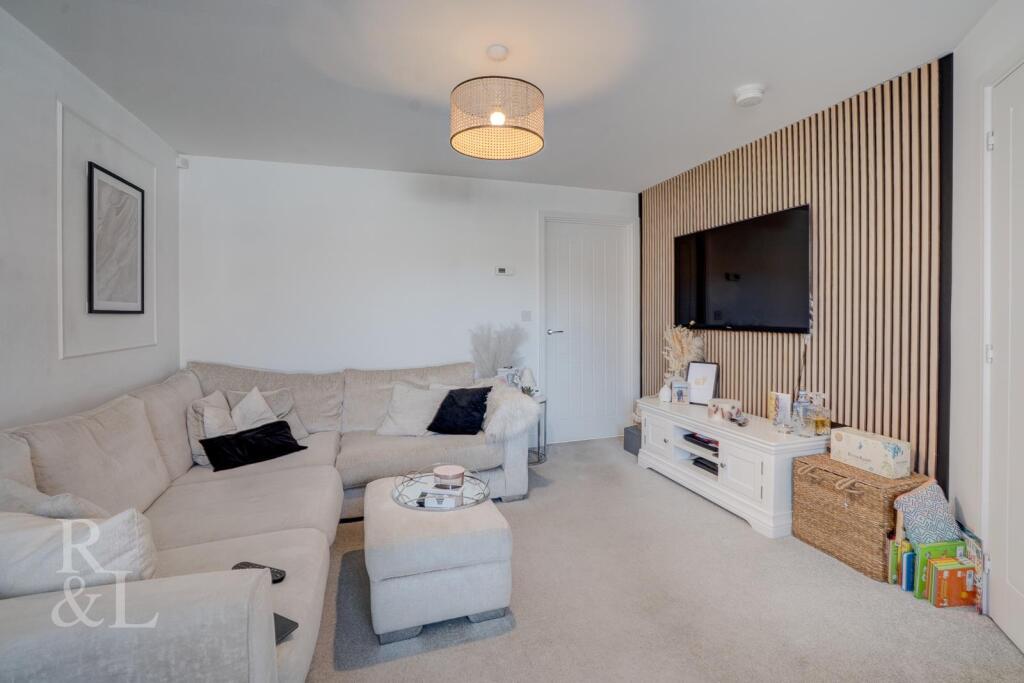 House in Rushcliffe, Sharphill - View 4