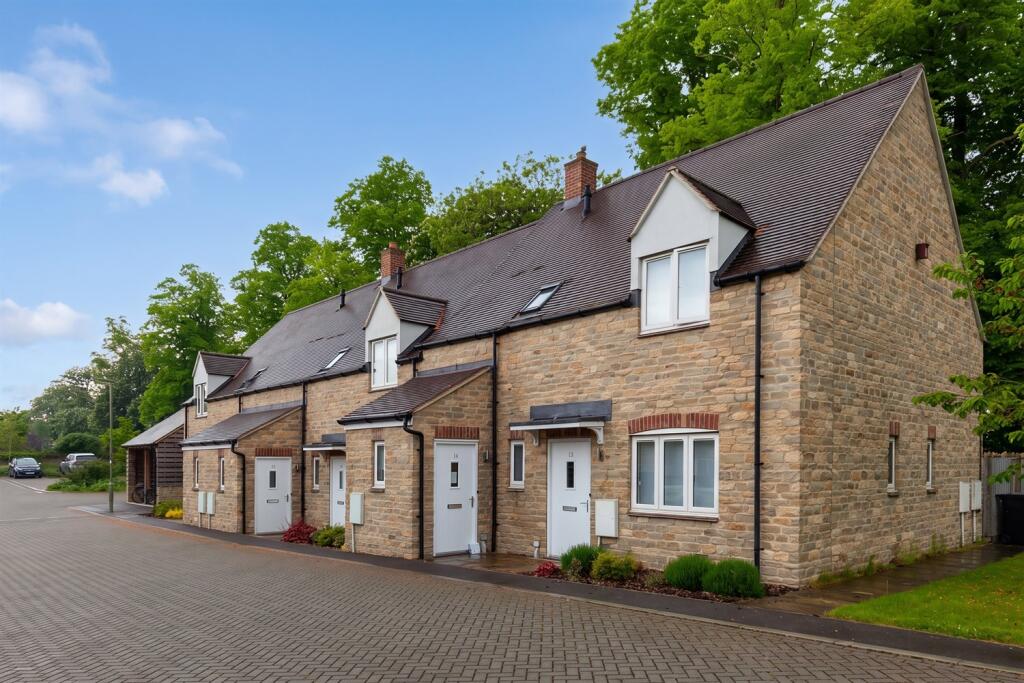 Main image of property: Home Farm Close, OX20