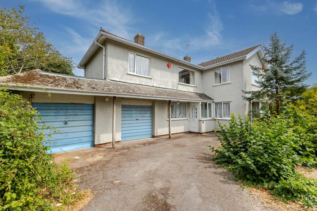 Embercourt Drive, Backwell, BS48 photo 2
