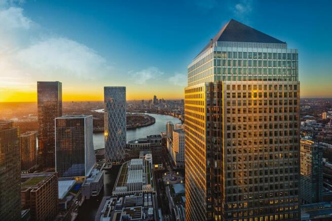 1 Canada Square.jpg