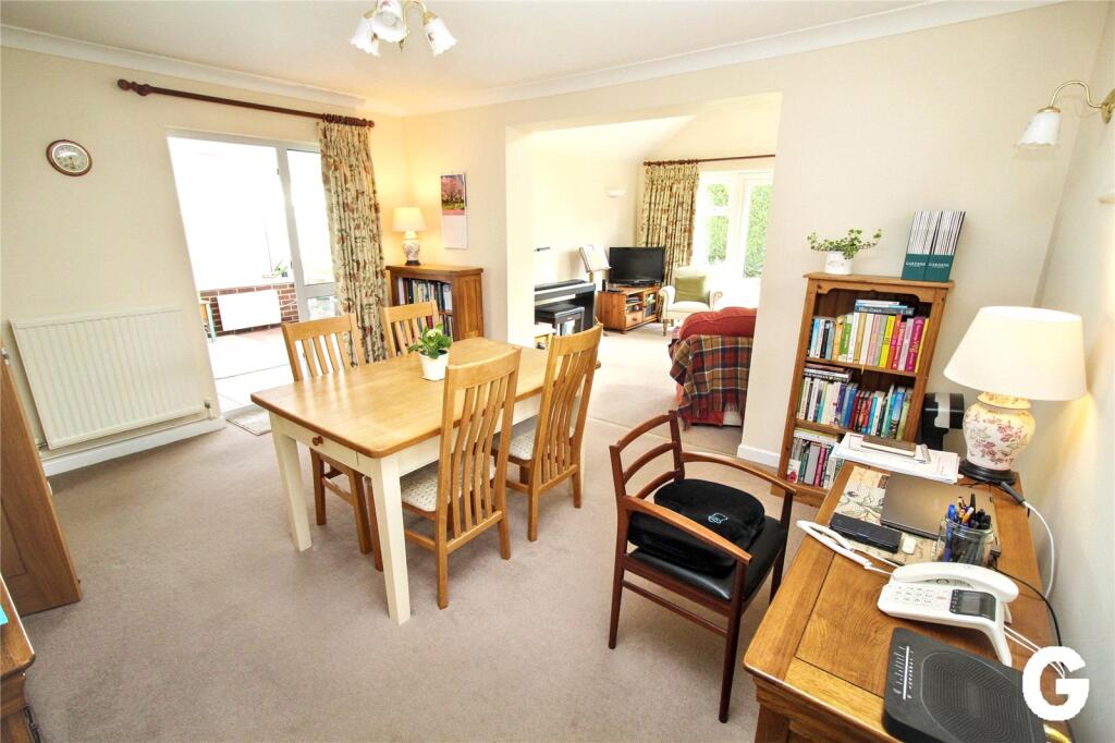House in New Forest, Ringwood - More