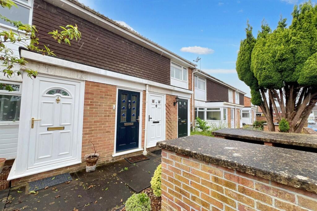 Main image of property: Goosegreen Close, Horsham, RH12