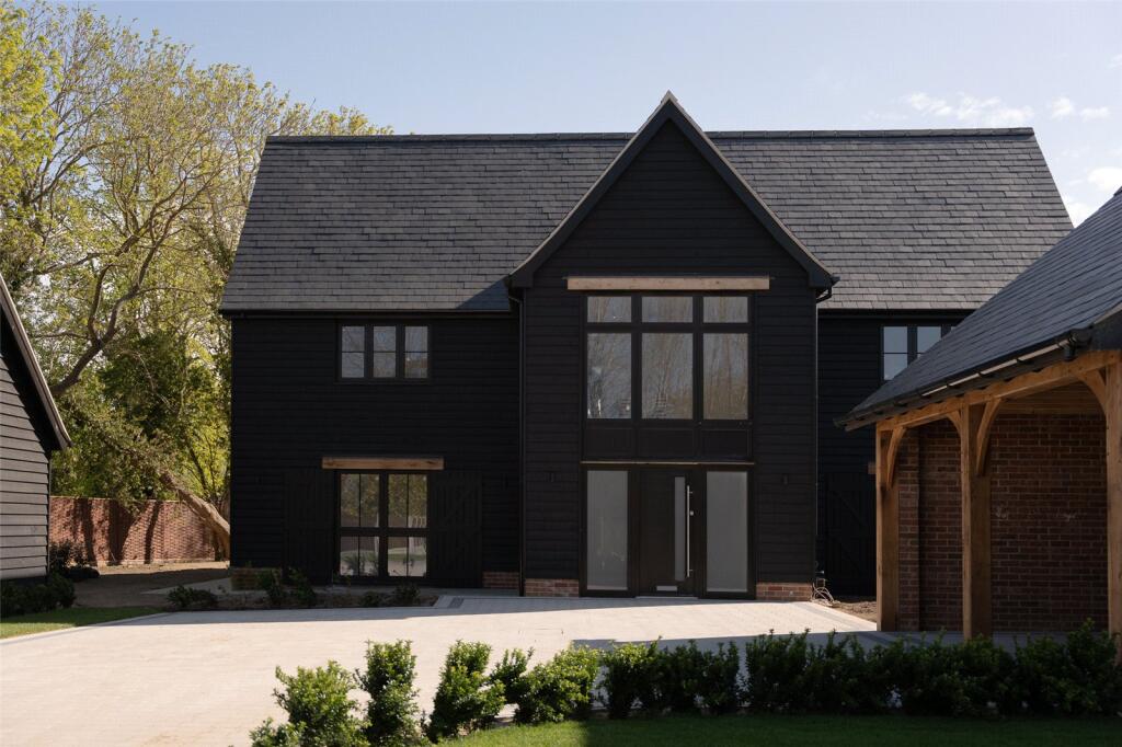 Main image of property: The Nest, Mersea Road, Abberton, Colchester, CO5