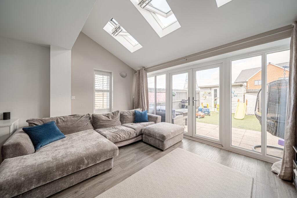 House in Dartford, Ebbsfleet Valley - View 3