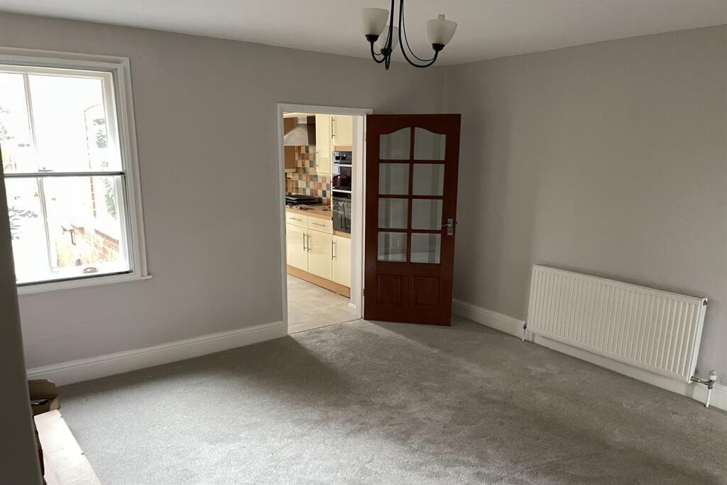 House in Reading - View 3