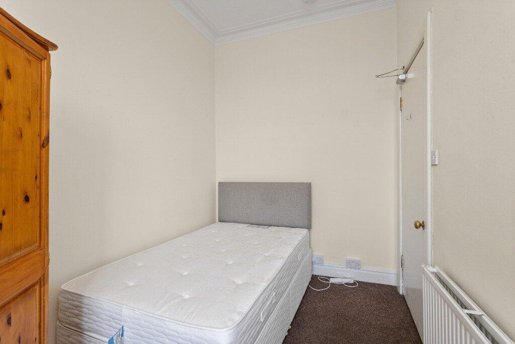 4 bedroom flat for rent