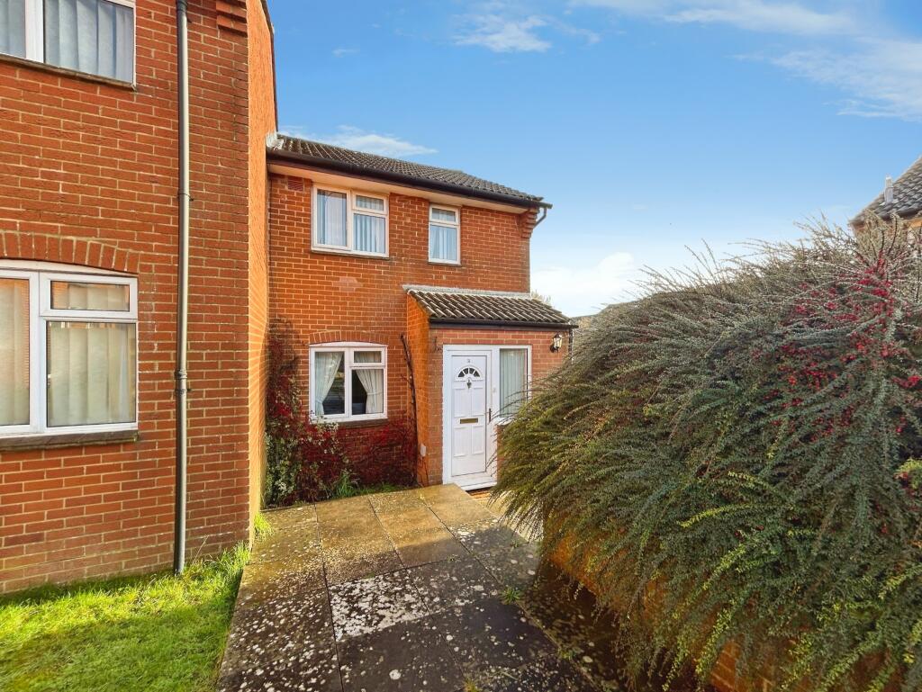 Main image of property: Ravenscroft, Salisbury