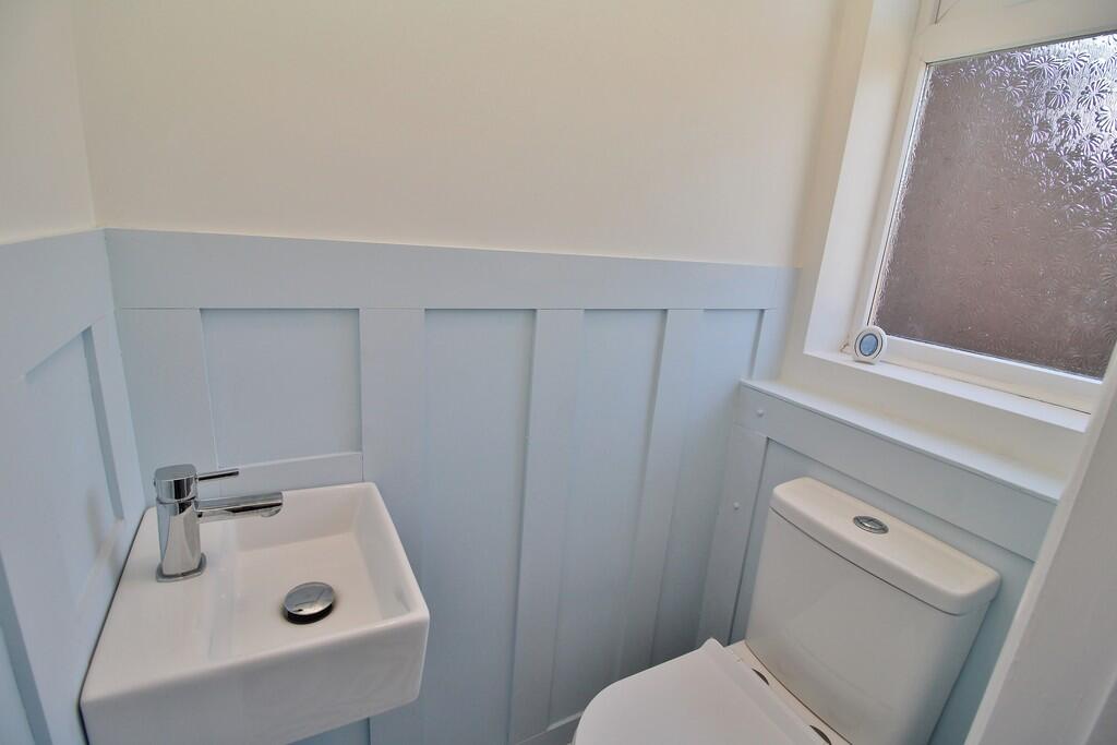 House in Havant, West Leigh - More