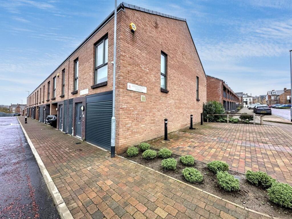 Main image of property: Berners-Lee Road, Gateshead, Tyne and Wear, NE8 4US