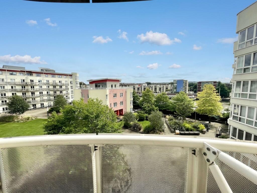 Harbourside, The Crescent, BS1 5JR photo 4