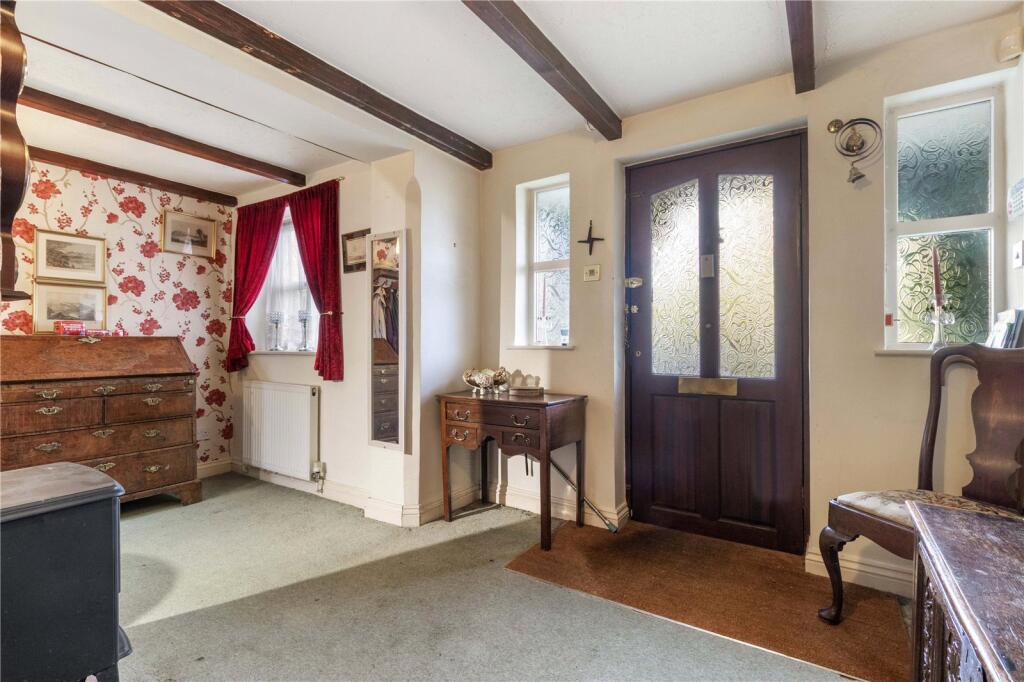 Moss Lane, Timperley, Altrincham, Greater Manchester, WA15 photo 4