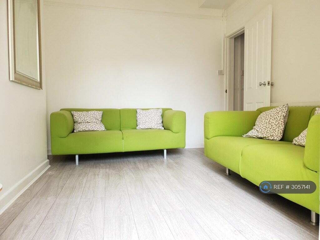 Main image of property: Comet St, Cardiff, CF24