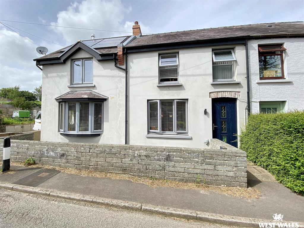 Main image of property: Tavernspite, Whitland