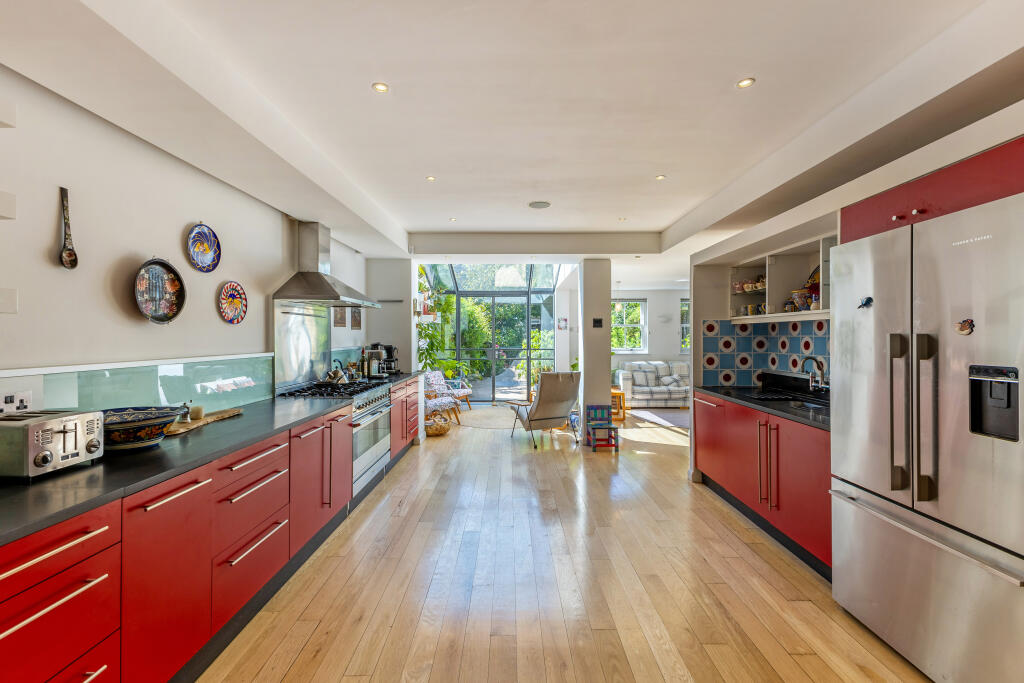 House in London, Hammersmith - More