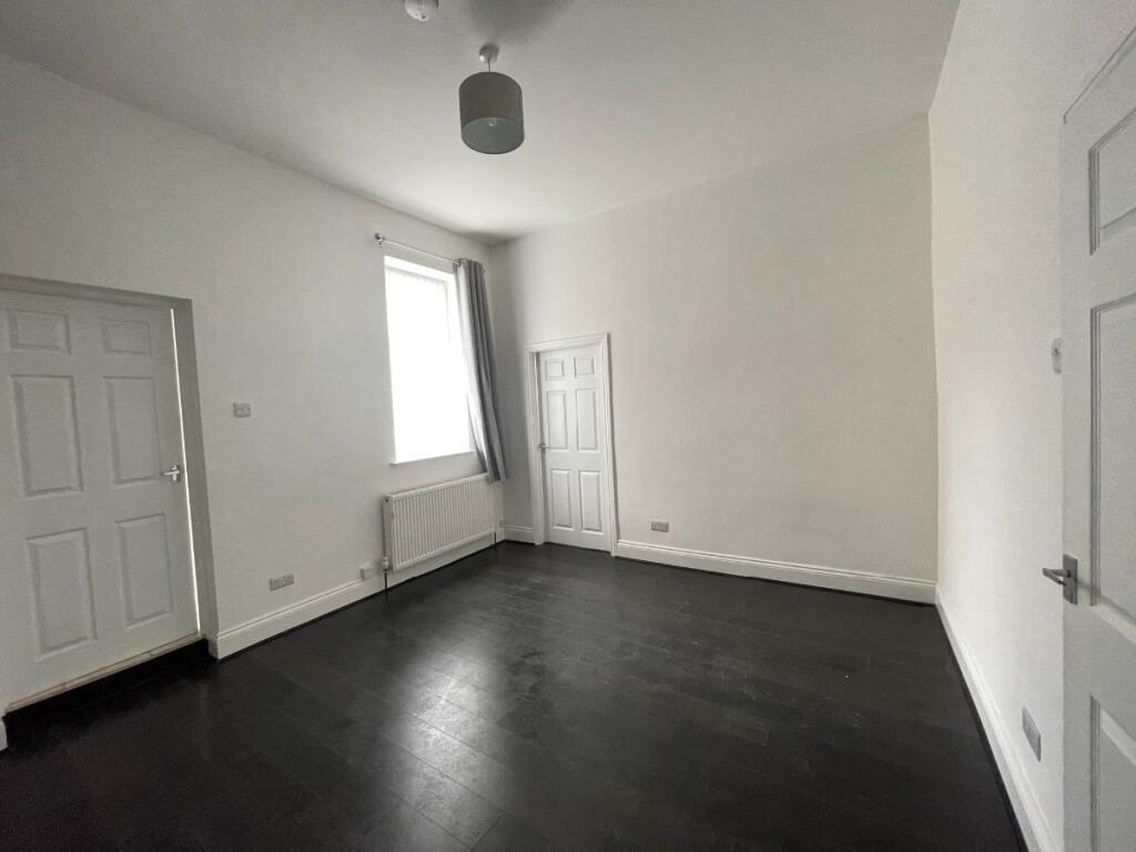 Apartment in North Tyneside, Chirton - View 5