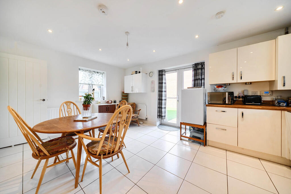 House in Basingstoke and Deane, Dummer - View 4