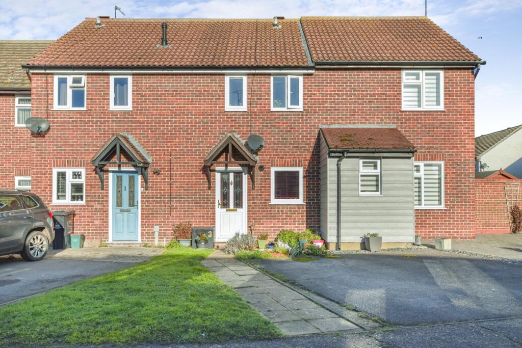 Main image of property: Sanderling Gardens, Heybridge