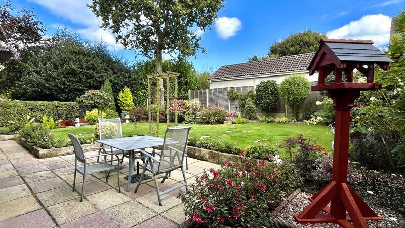 Foxglove Way, Chard, Somerset TA20 photo 4