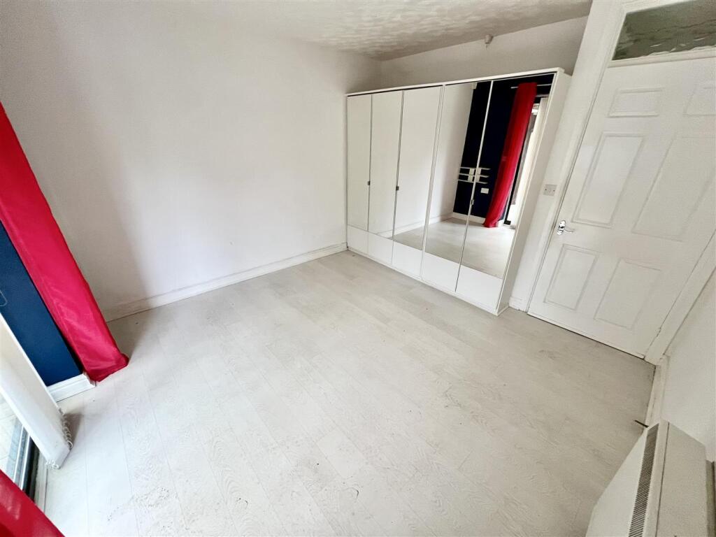 Additional image 4 of Cheyne Gardens, Hall Green, Birmingham