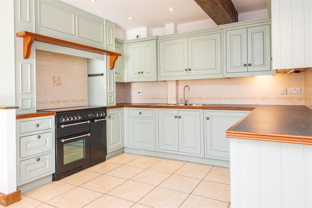 Bell Hill, Finedon - View 5