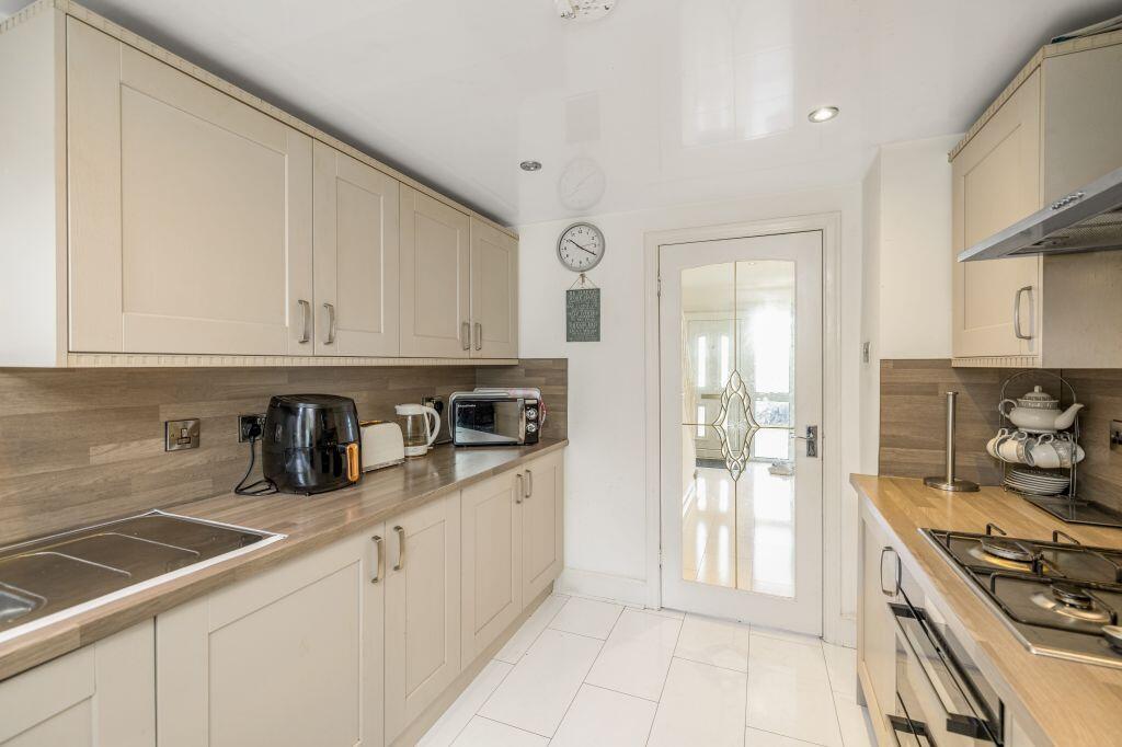House in Edinburgh, Northfield/Willowbrae - More