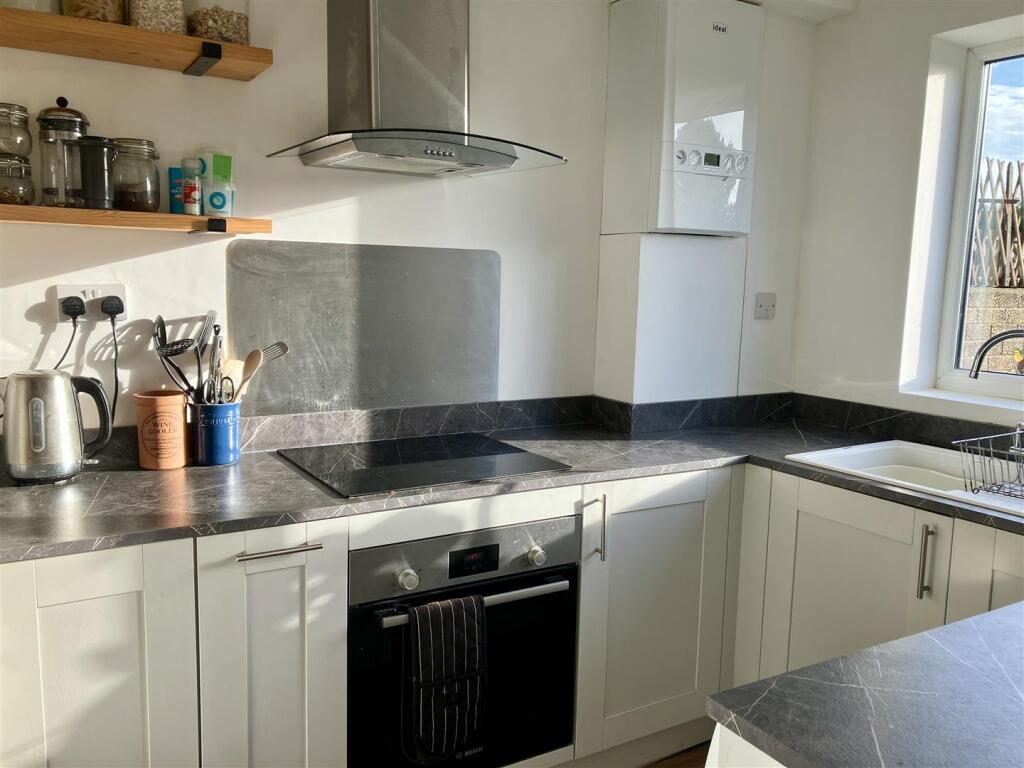 House in Taunton - View 3
