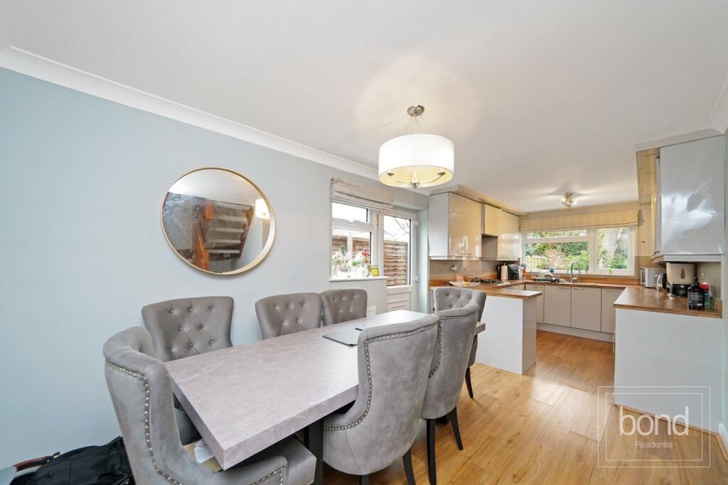 Main image of property: New England Close, Bicknacre, Chelmsford, CM3