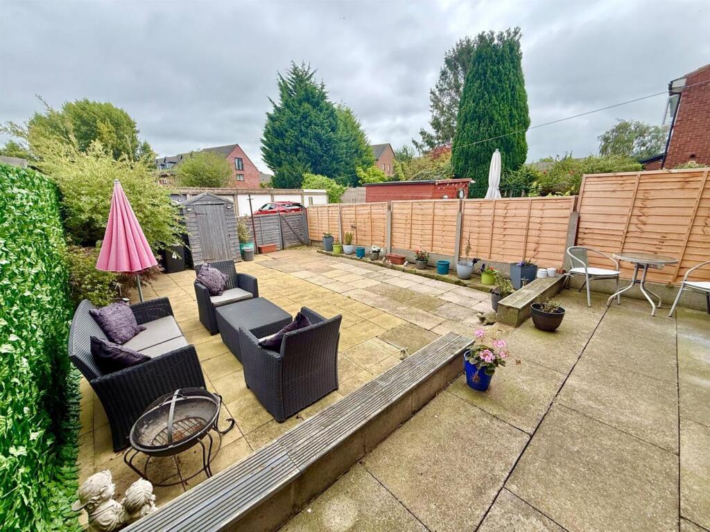 House in Stockport - View 4