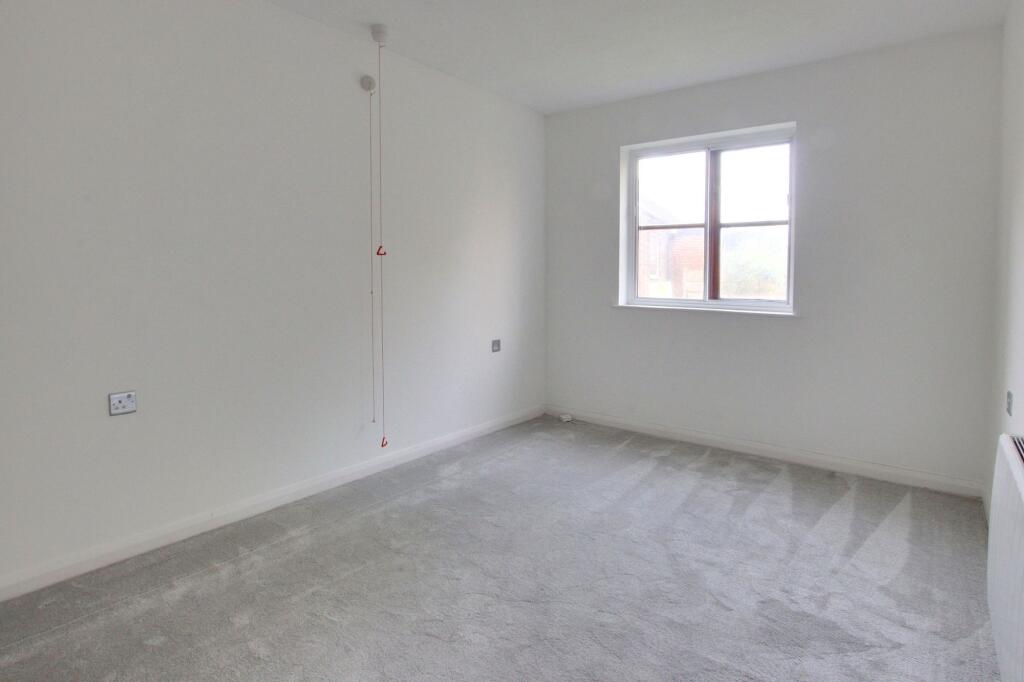 Apartment in West Wickham - View 5
