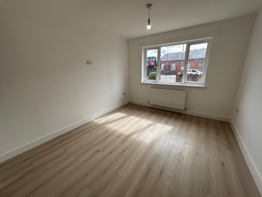 House in Dudley, Darby End - View 3