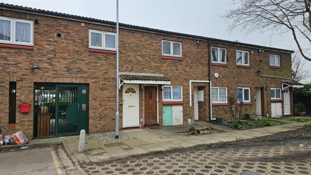 Main image of property: High Street, Harlington