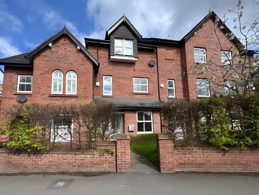 Main image of property: Knutsford Road, Alderley Edge, Cheshire