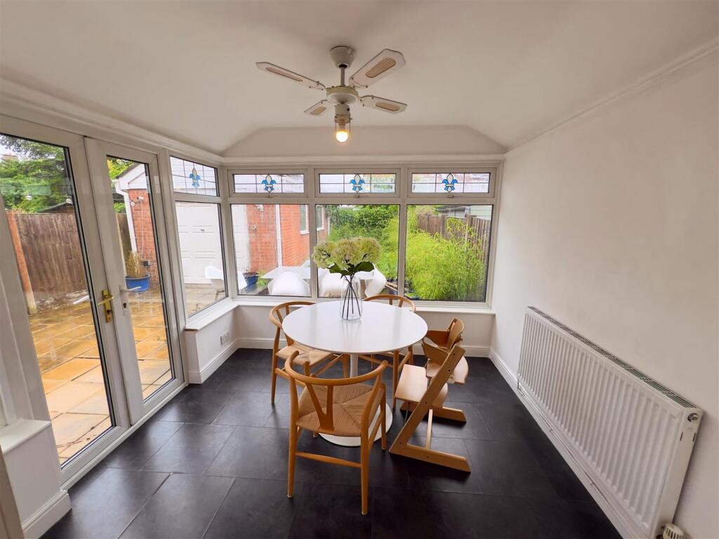 House in Chester, Saltney Ferry, Saltney - More