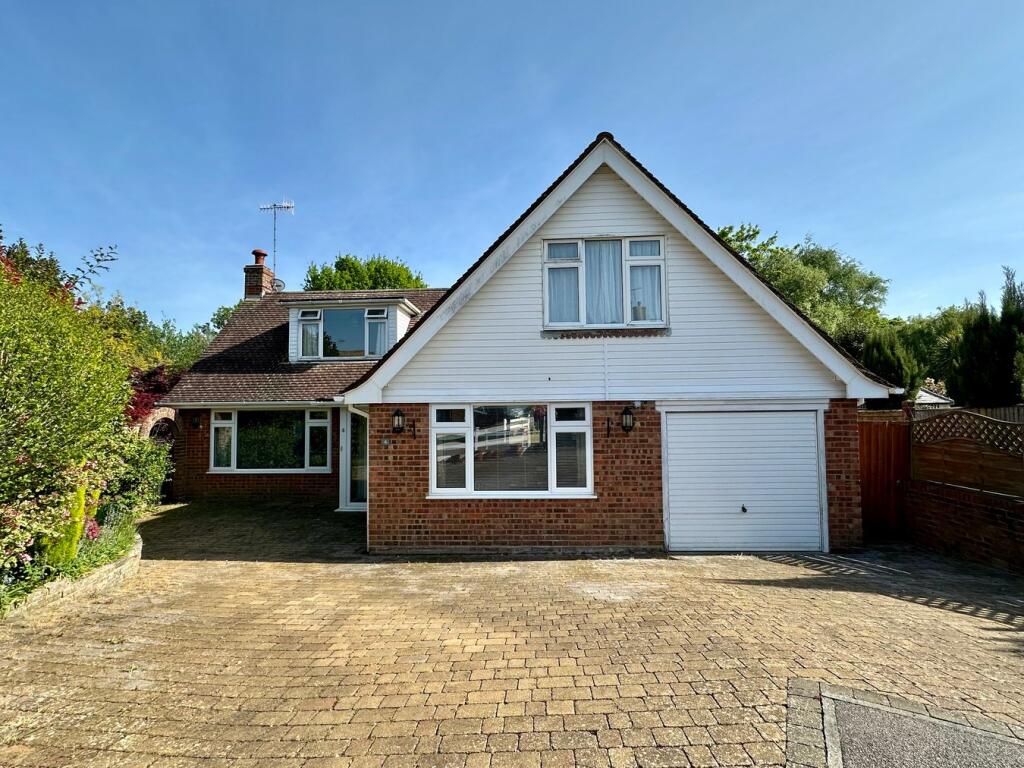 4-bed house on Fyning Place, Bexhill-on-Sea, TN39, £565,000