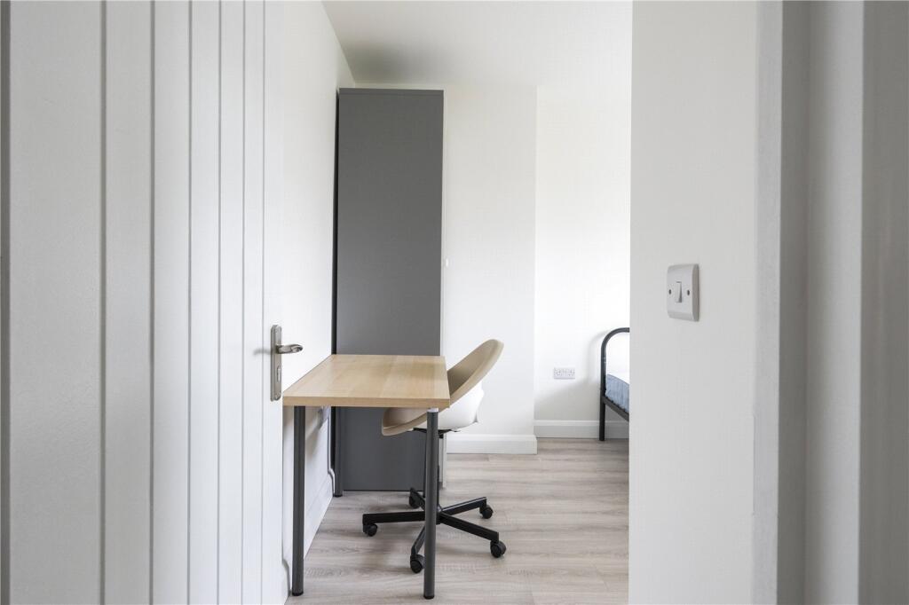 1 bedroom house share for rent