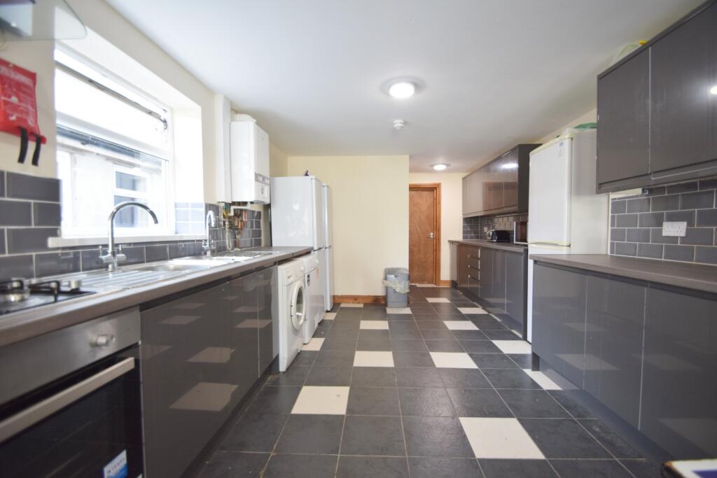 House in Cardiff - View 2