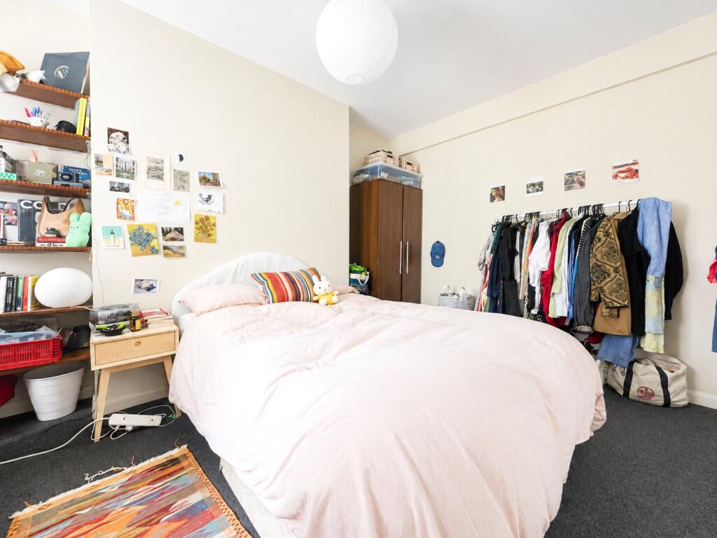 4 bedroom duplex for rent