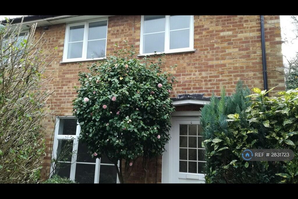 Main image of property: Little Dell, Welwyn Garden City, AL8