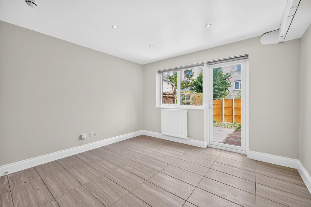 Main image of property: Craven Park Road, London, N15