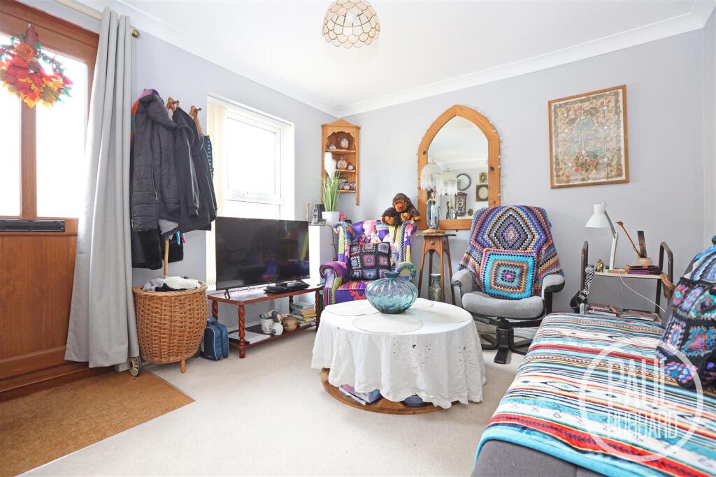 House in East Suffolk, Kirkley, Lowestoft - View 4